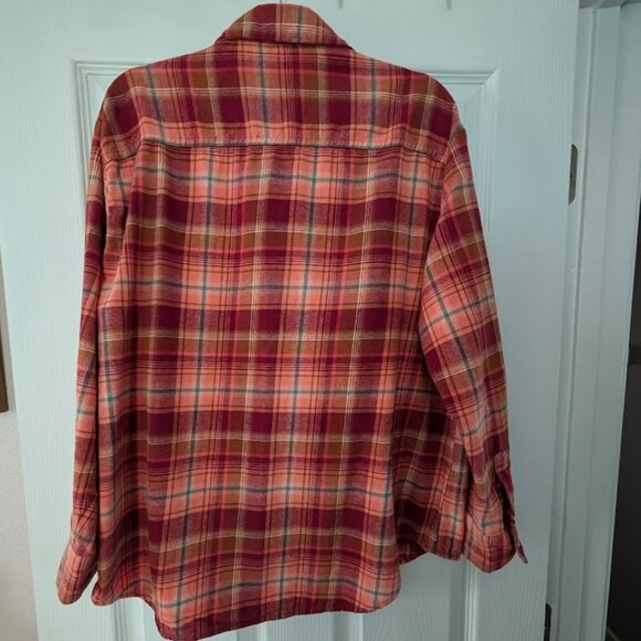 2 Old Navy Women's Flannel Boyfriend Button-Down Shirt Sz L - Picture 6 of 7